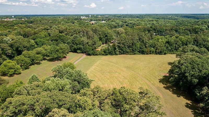 Image for property 8569 Jefferson Road, Commerce, GA 30529