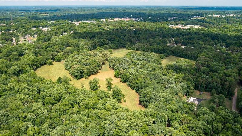 Image for property 8569 Jefferson Road, Commerce, GA 30529