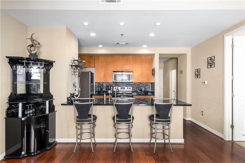 Image for property 565 Peachtree Street 1209, Atlanta, GA 30308