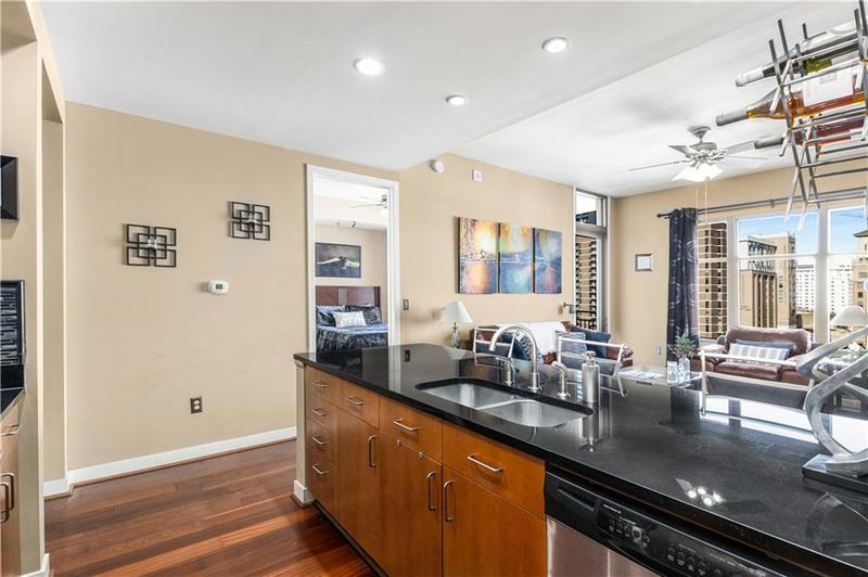 Image for property 565 Peachtree Street 1209, Atlanta, GA 30308