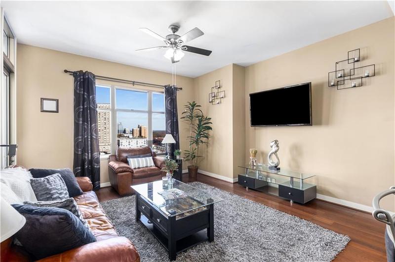 Image for property 565 Peachtree Street 1209, Atlanta, GA 30308