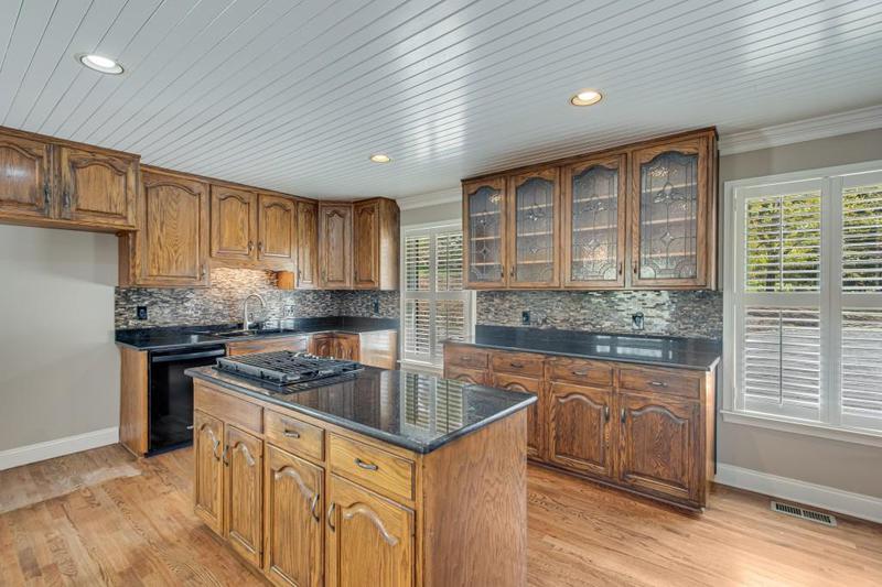 Image for property 3464 Maynard Circle, Gainesville, GA 30506
