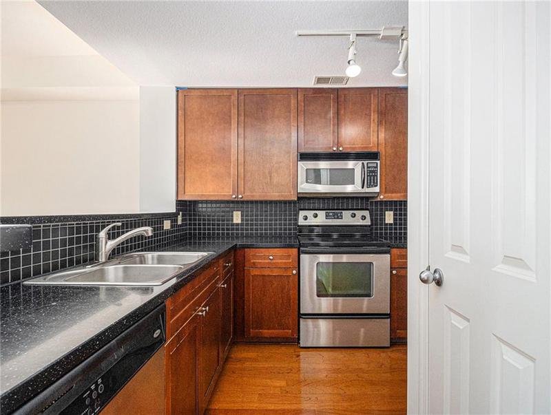 Image for property 230 Ponce de Leon Avenue 322, Decatur, GA 30030