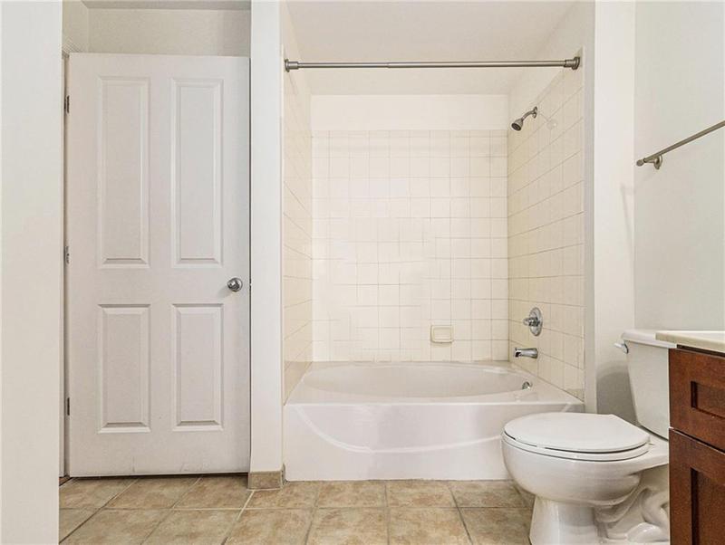 Image for property 230 Ponce de Leon Avenue 322, Decatur, GA 30030
