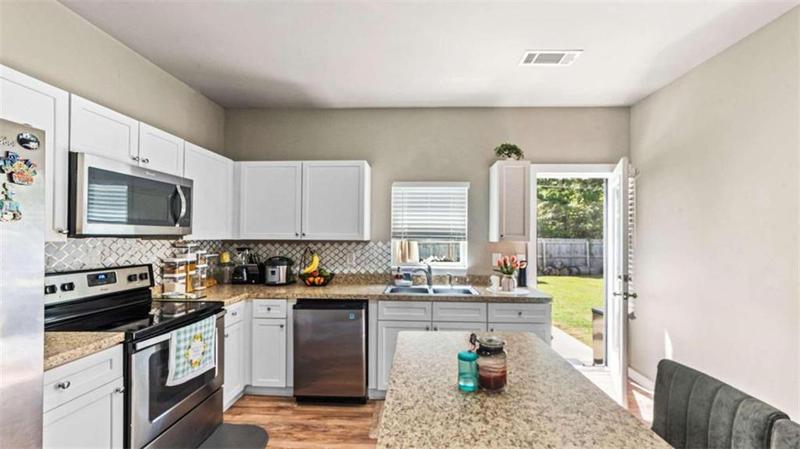 Image for property 42 Willowrun Drive, Rome, GA 30165