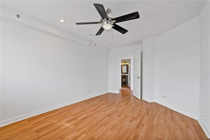 Image for property 1501 Clairmont Road B, Decatur, GA 30033