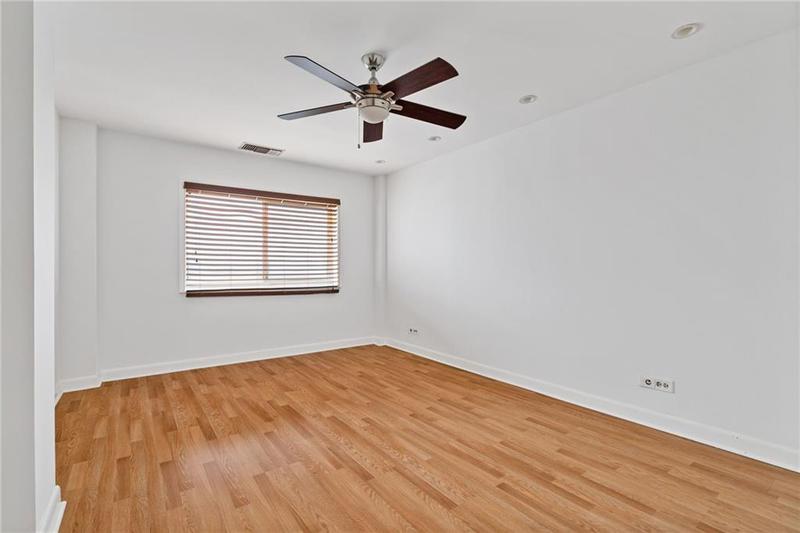 Image for property 1501 Clairmont Road B, Decatur, GA 30033