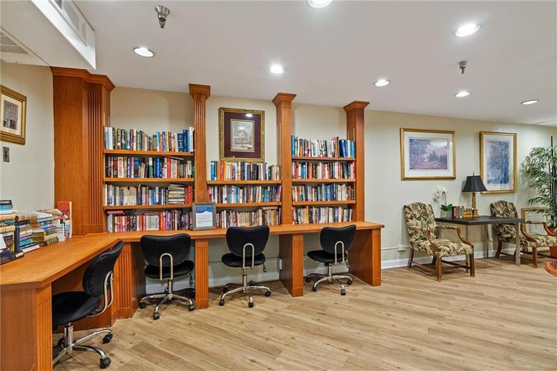 Image for property 1501 Clairmont Road B, Decatur, GA 30033