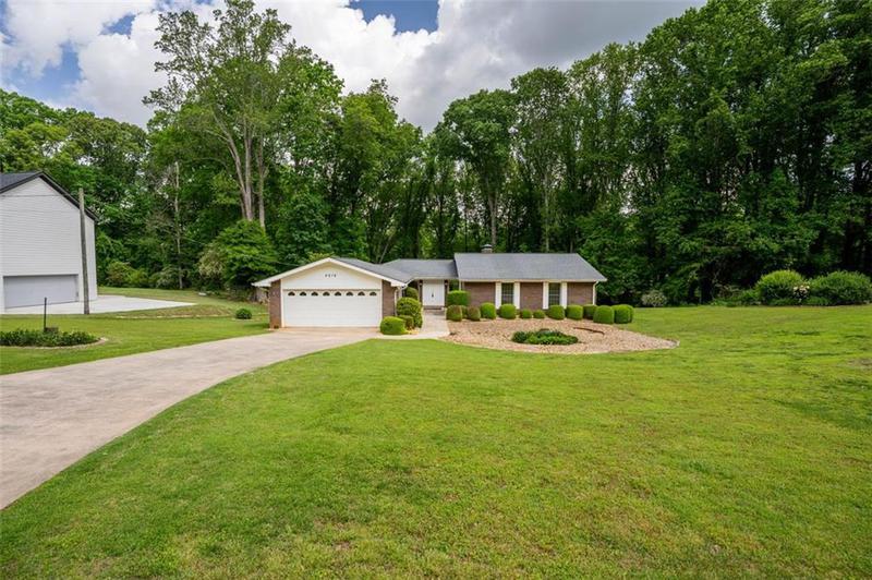 Image for property 4216 Walnut Circle, Flowery Branch, GA 30542