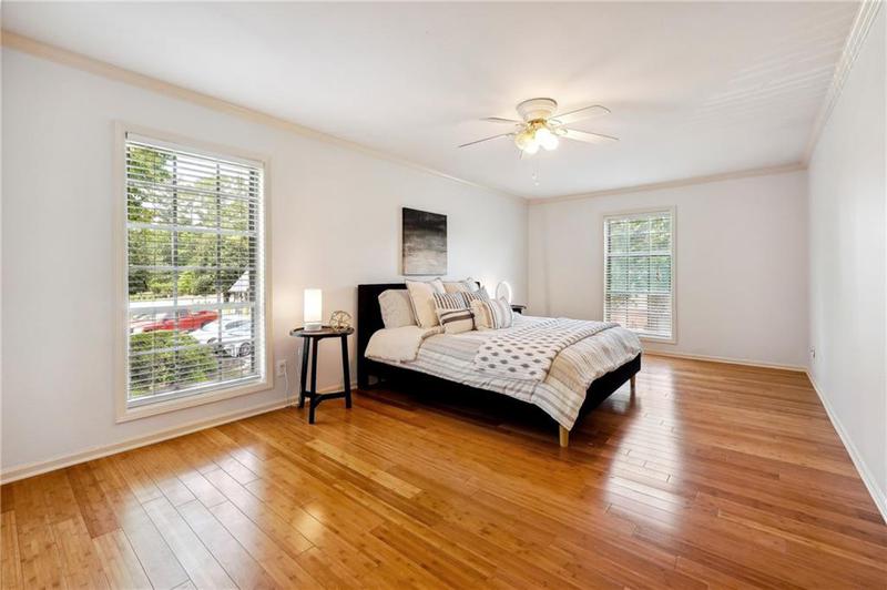 Image for property 6851 Roswell Road P-10, Sandy Springs, GA 30328