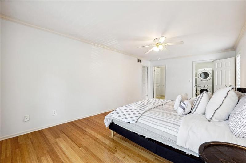 Image for property 6851 Roswell Road P-10, Sandy Springs, GA 30328