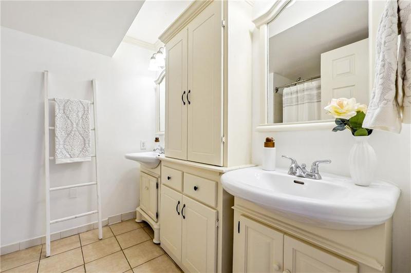 Image for property 6851 Roswell Road P-10, Sandy Springs, GA 30328
