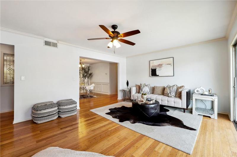 Image for property 6851 Roswell Road P-10, Sandy Springs, GA 30328