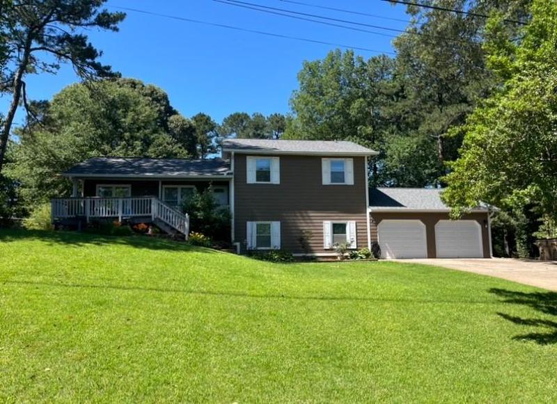 Image for property 710 Wind Song Trace, Woodstock, GA 30189