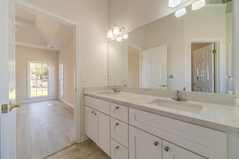 Image for property 6275 Clear Spring Lane, Flowery Branch, GA 30542