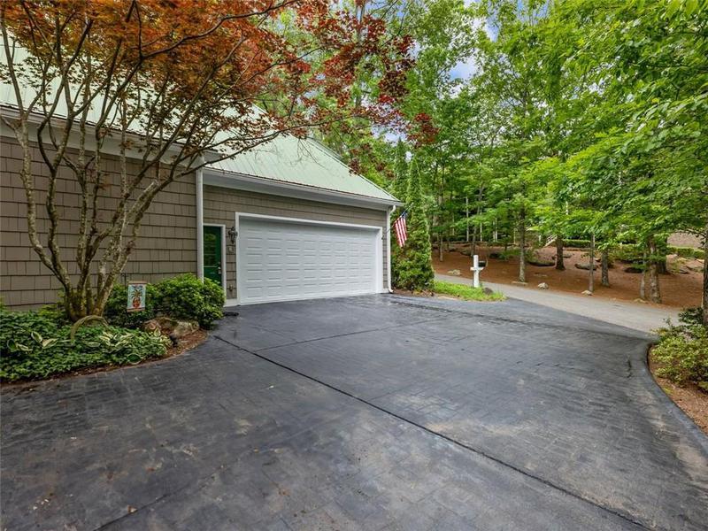 Image for property 116 RIVER SOUND Alley, Dawsonville, GA 30534