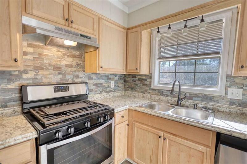 Image for property 11 Grove Lane, Hampton, GA 30228