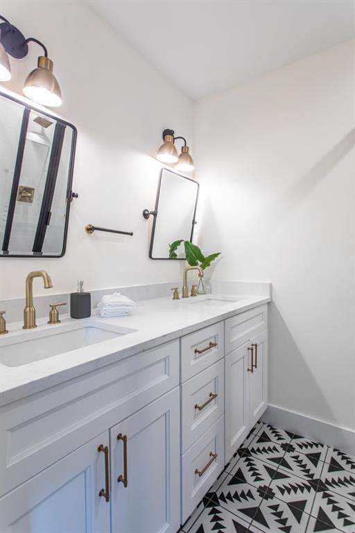 Image for property 1699 Olympian Way, Atlanta, GA 30310