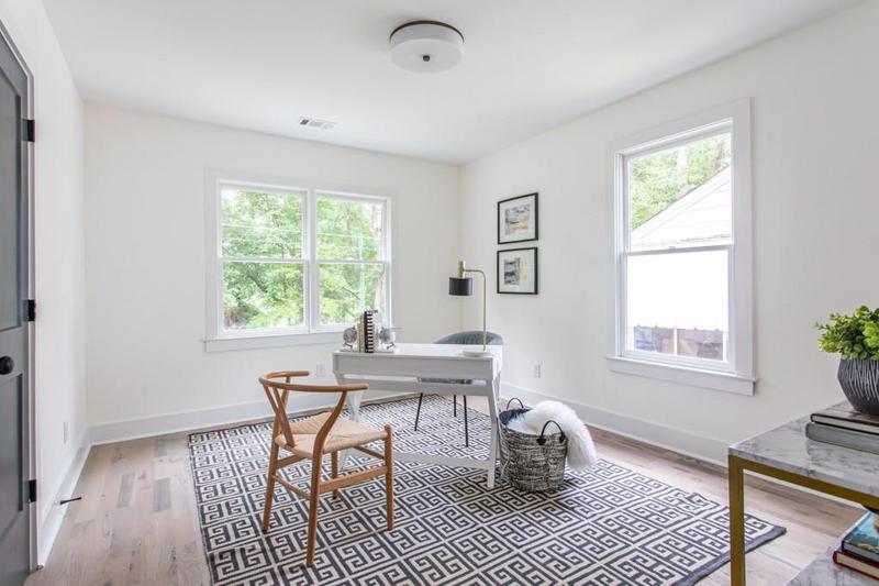 Image for property 1699 Olympian Way, Atlanta, GA 30310