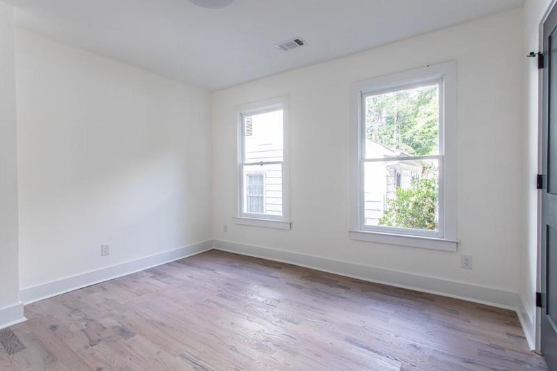 Image for property 1699 Olympian Way, Atlanta, GA 30310