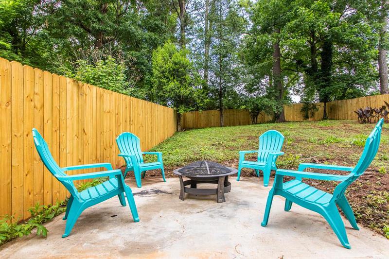 Image for property 1699 Olympian Way, Atlanta, GA 30310