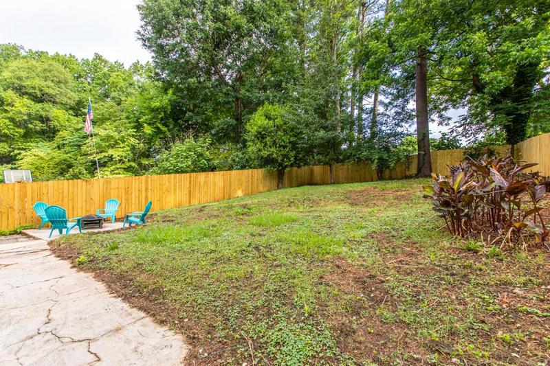 Image for property 1699 Olympian Way, Atlanta, GA 30310