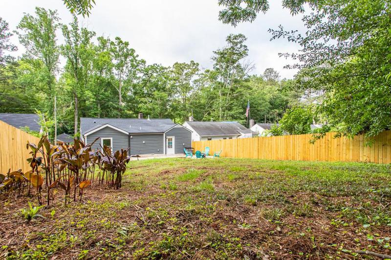 Image for property 1699 Olympian Way, Atlanta, GA 30310