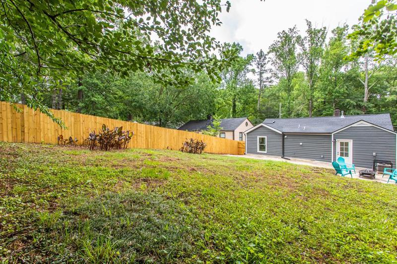Image for property 1699 Olympian Way, Atlanta, GA 30310