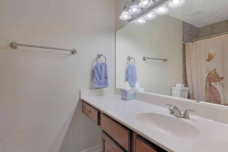 Image for property 175 River Drive A, Sandy Springs, GA 30350