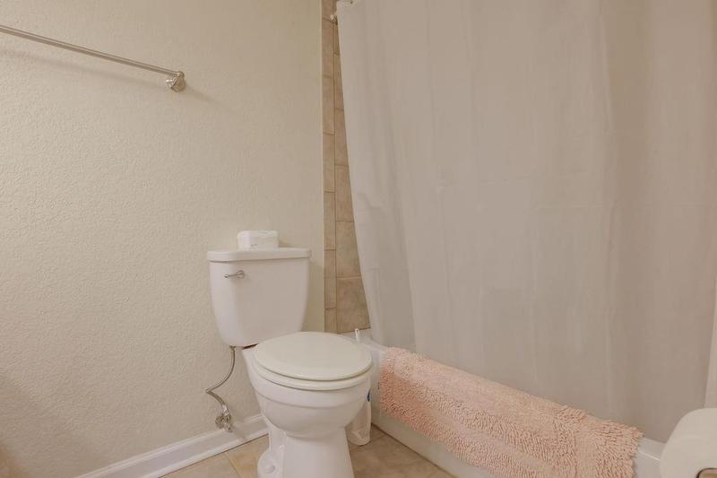 Image for property 175 River Drive A, Sandy Springs, GA 30350