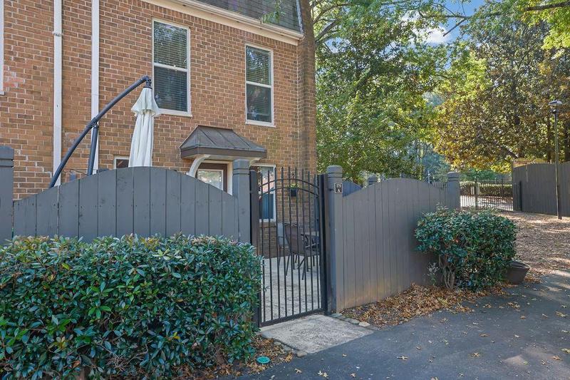 Image for property 175 River Drive A, Sandy Springs, GA 30350