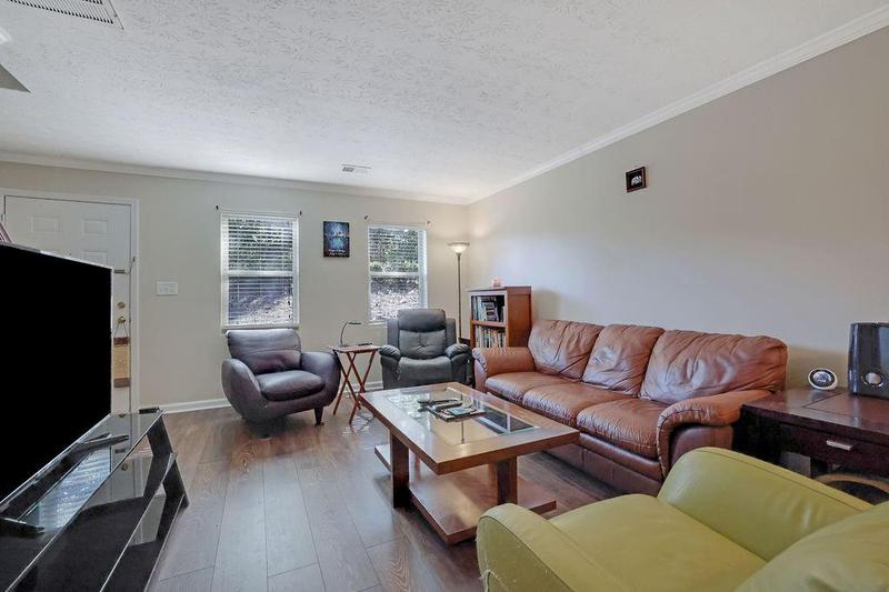Image for property 175 River Drive A, Sandy Springs, GA 30350