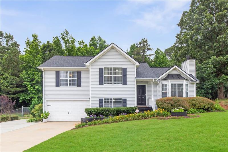 Image for property 7108 Hummingbird Lane, Winston, GA 30187