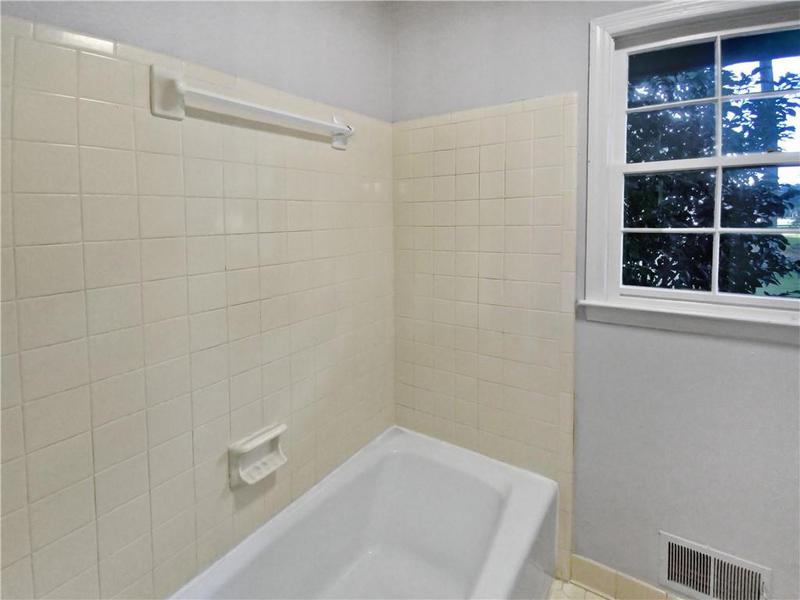 Image for property 216 Brashier Street, Griffin, GA 30224