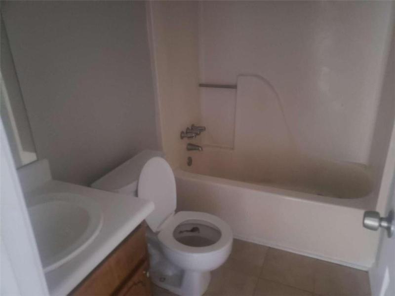Image for property 10 Oak Wood Lane, Covington, GA 30016