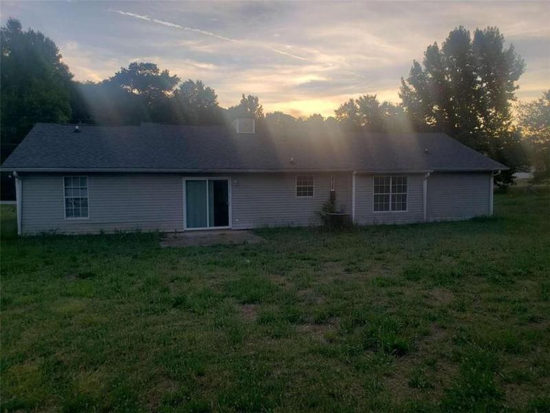 Image for property 10 Oak Wood Lane, Covington, GA 30016