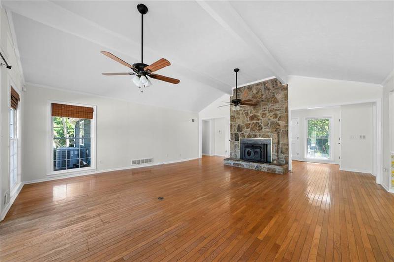 Image for property 3573 Clubhouse Lane, Conyers, GA 30094
