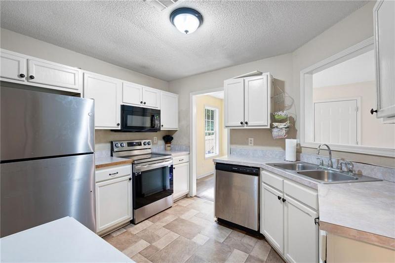 Image for property 290 Wallace Way, Rockmart, GA 30153