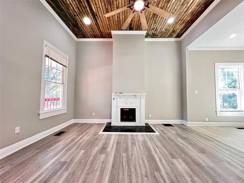 Image for property 916 Elm Street, Macon, GA 31201