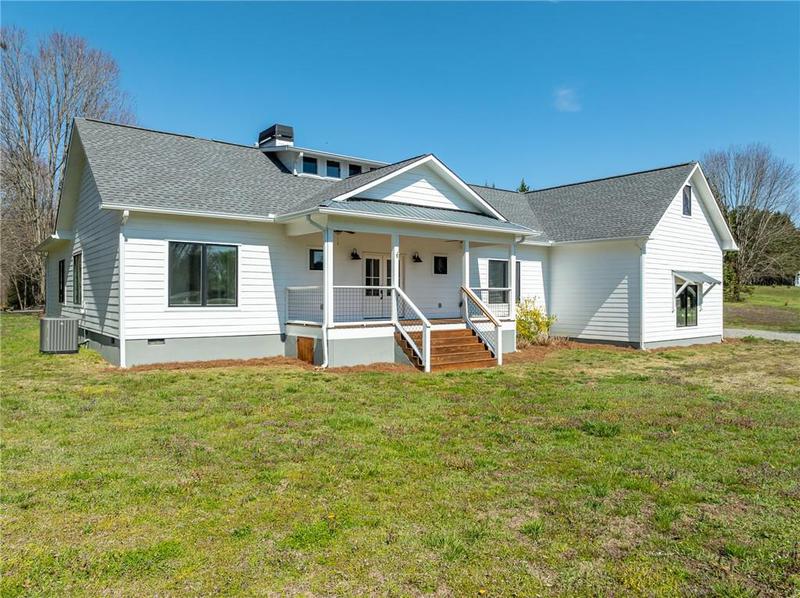 Image for property 114 Cartecay River Run, Ellijay, GA 30536
