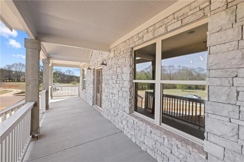 Image for property 44 Palomino Circle, Hoschton, GA 30548