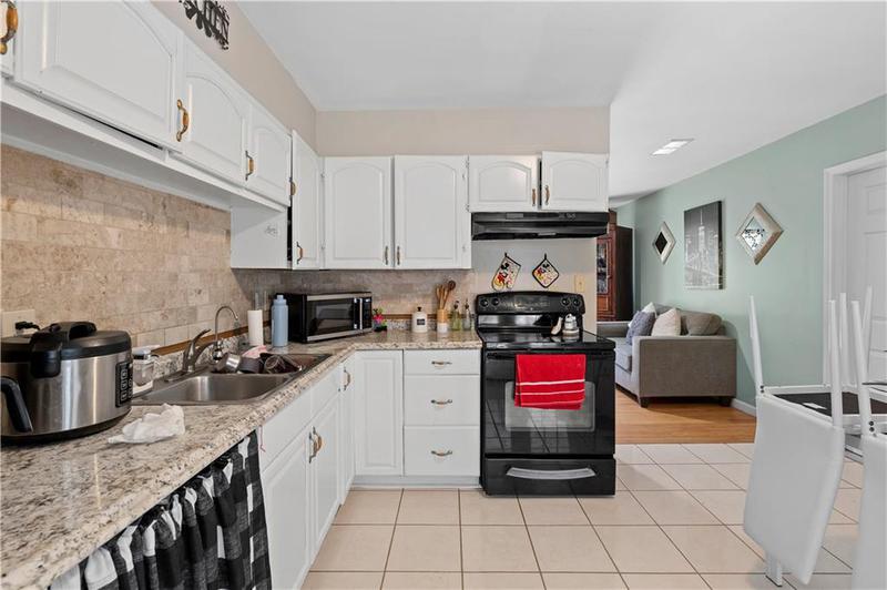 Image for property 7247 Mockingbird Trail, Riverdale, GA 30274