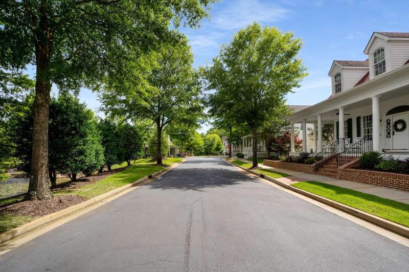 Image for property 77 Lower Creek Trail, Senoia, GA 30276