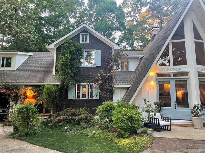 Image for property 216 Don John Trail, Woodstock, GA 30189