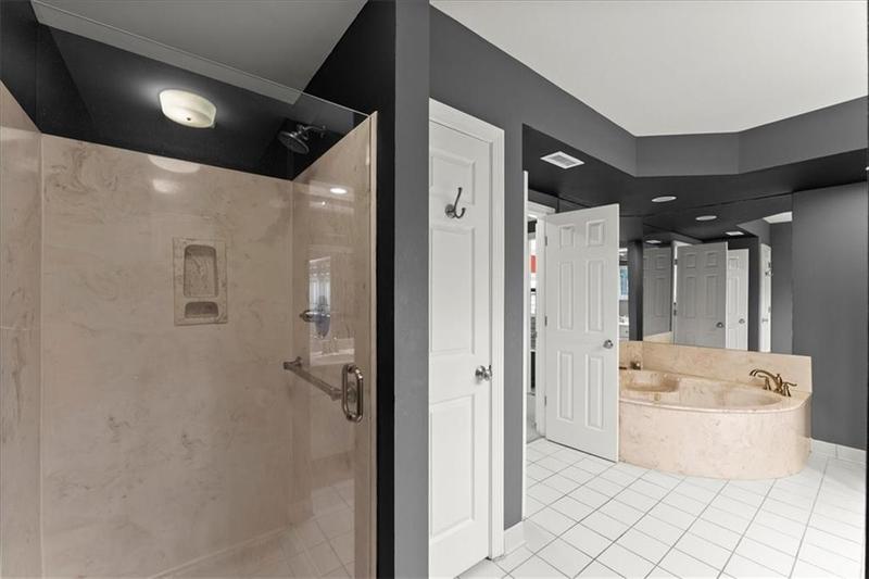 Image for property 3435 Kingsboro Road 1201, Atlanta, GA 30326