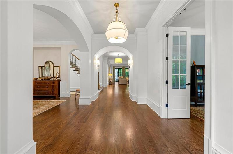 Image for property 4005 Stratford Road, Atlanta, GA 30342