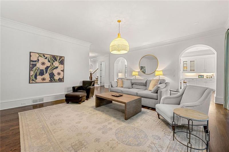 Image for property 4005 Stratford Road, Atlanta, GA 30342