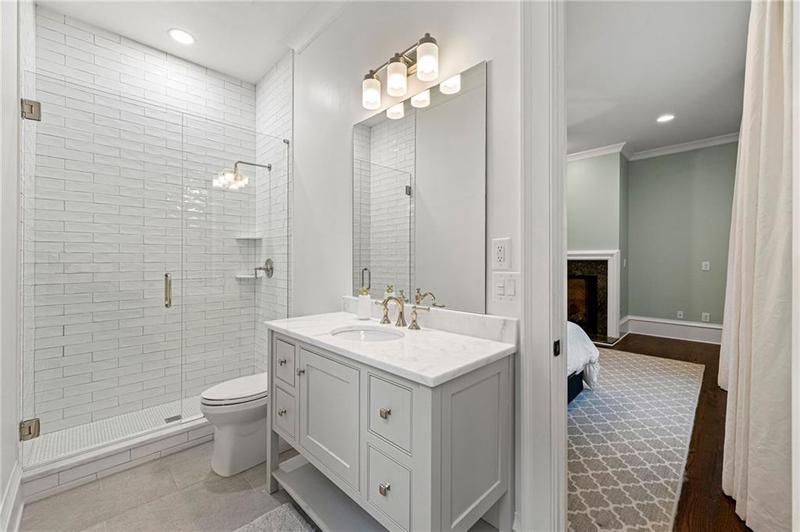 Image for property 4005 Stratford Road, Atlanta, GA 30342