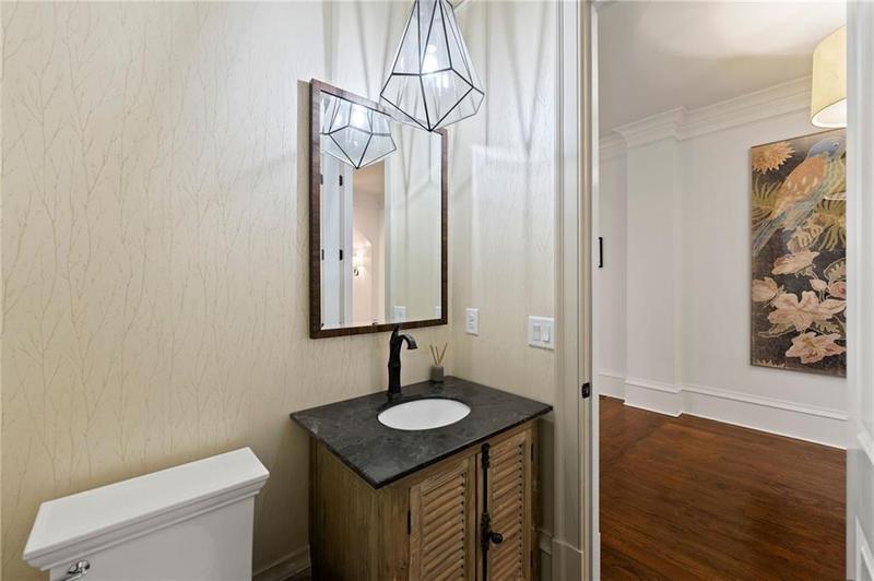 Image for property 4005 Stratford Road, Atlanta, GA 30342