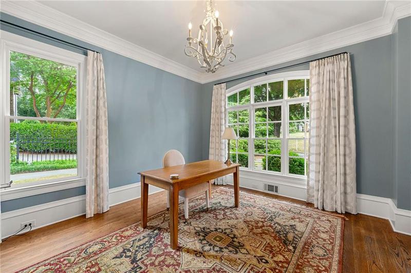 Image for property 4005 Stratford Road, Atlanta, GA 30342